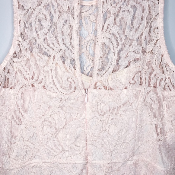 Ricki’s Pink Lace Dress - Picture 4 of 5